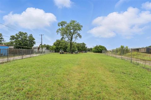 3120 5th Avenue Fort Worth TX 76110