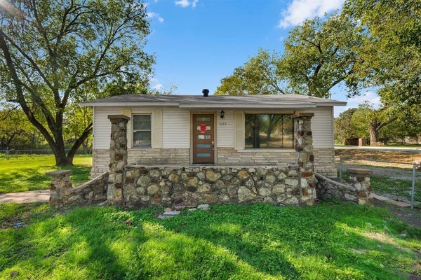 5125 CALLOWAY ST, FORT WORTH, TX 76114 - Image 75625ebfc3ff8d1cd86f376ae5e0992c/3778338007