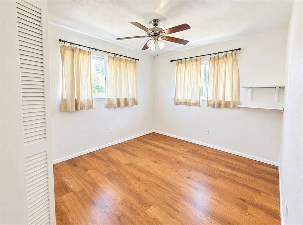 1112 Paula Drive
