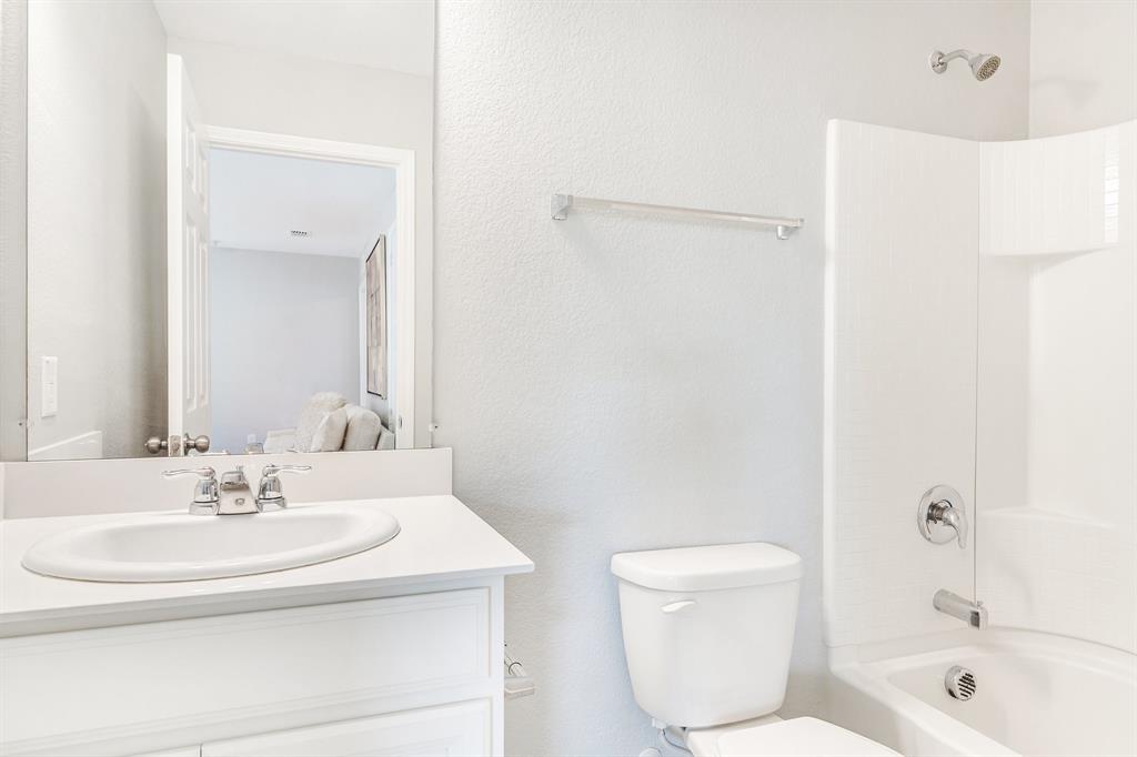 TRAVIS RANCH - Residential