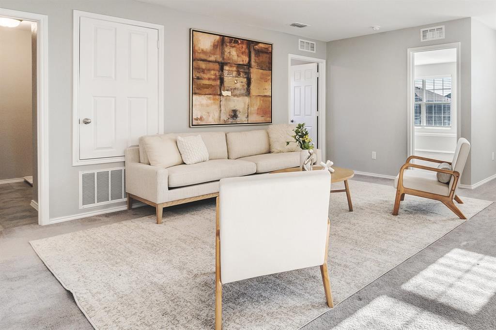 TRAVIS RANCH - Residential