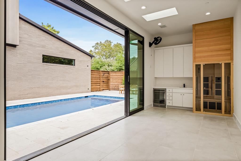 Midway Hills 06 05 Inst - Residential