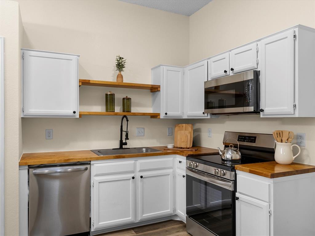 Crest The - Residential