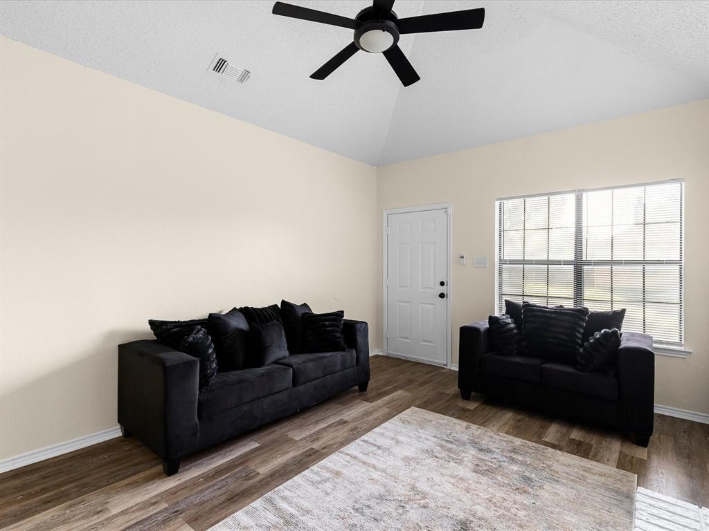 Crest The - Residential