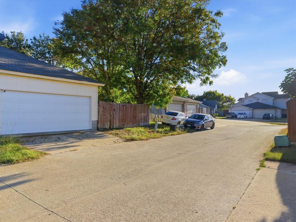 Crest The - Residential