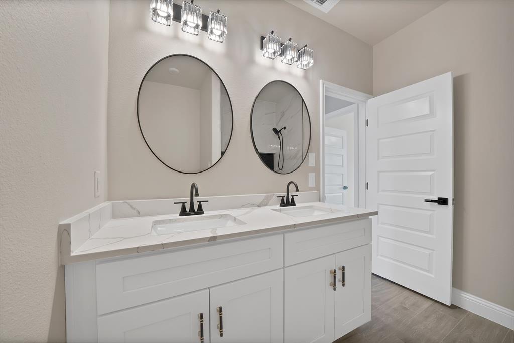 Runaway Bay - Residential