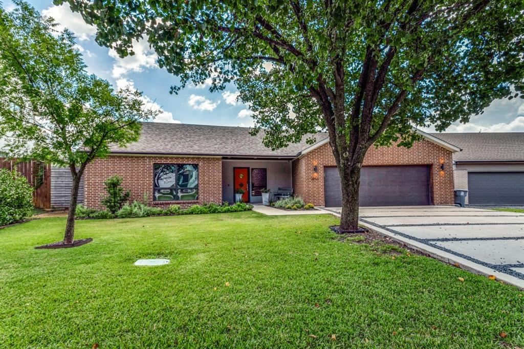3866 Lively Lane
