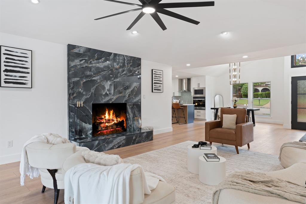 9648 Fallbrook Drive