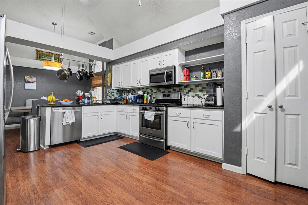 Shepherds Glen - Residential