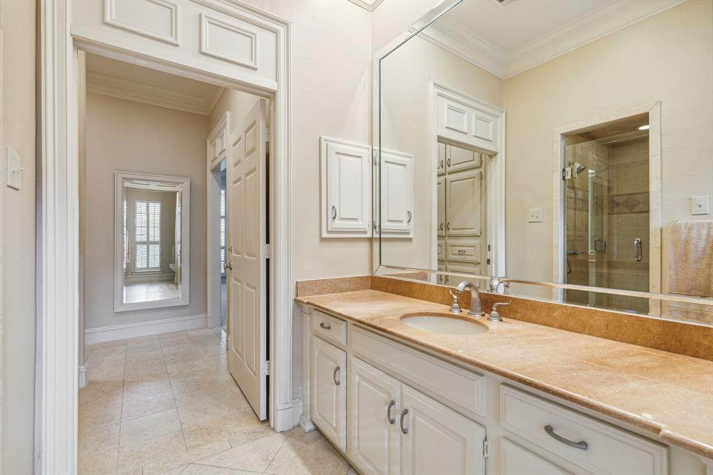 Williamsburg At Preston - Residential