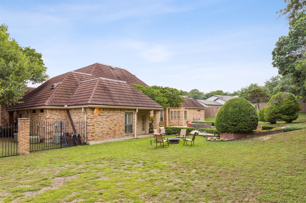 Williamsburg At Preston - Residential