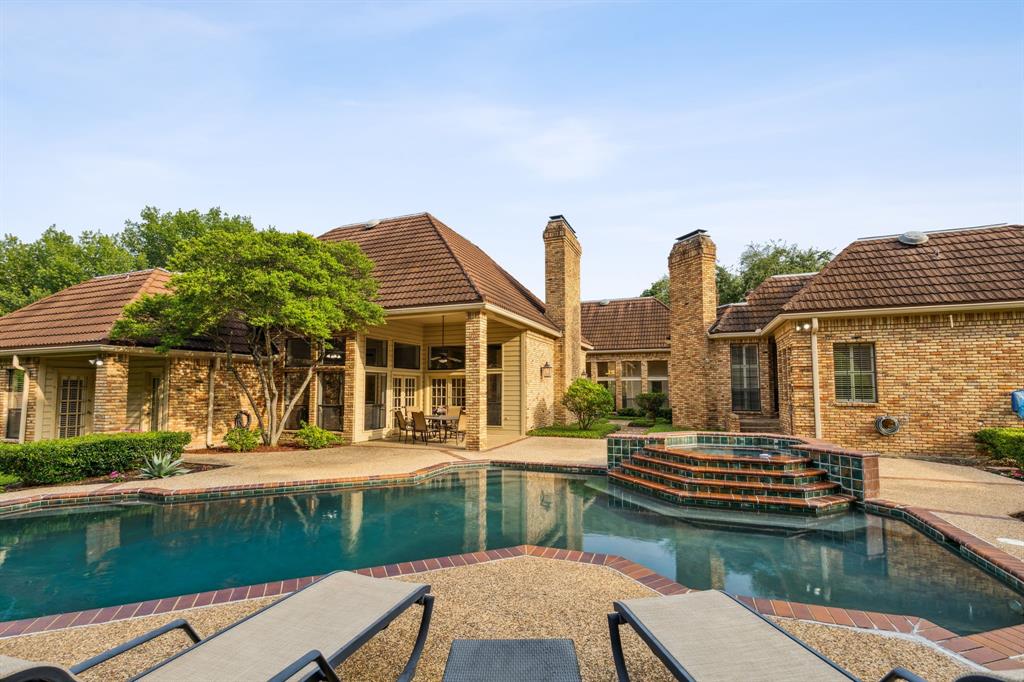 Williamsburg At Preston - Residential