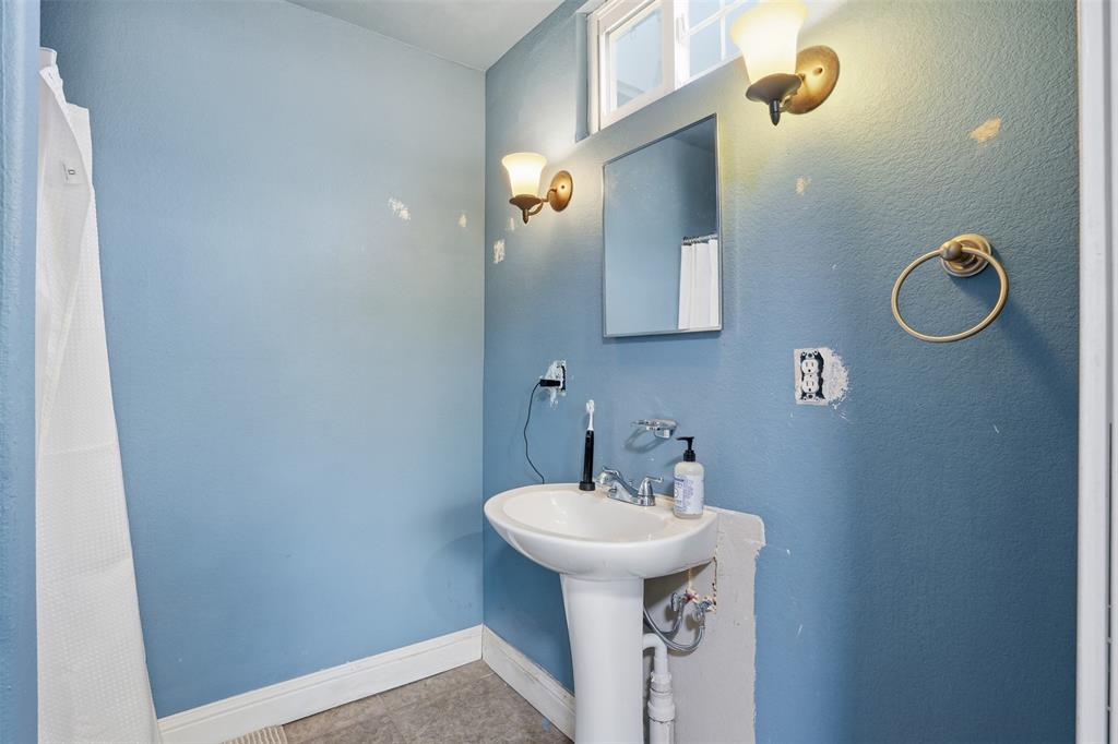 Frisco Railroad Add - Residential