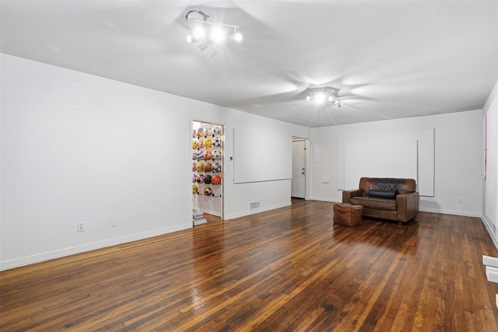 Frisco Railroad Add - Residential