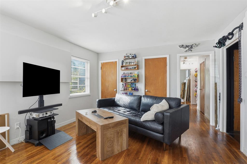 Frisco Railroad Add - Residential