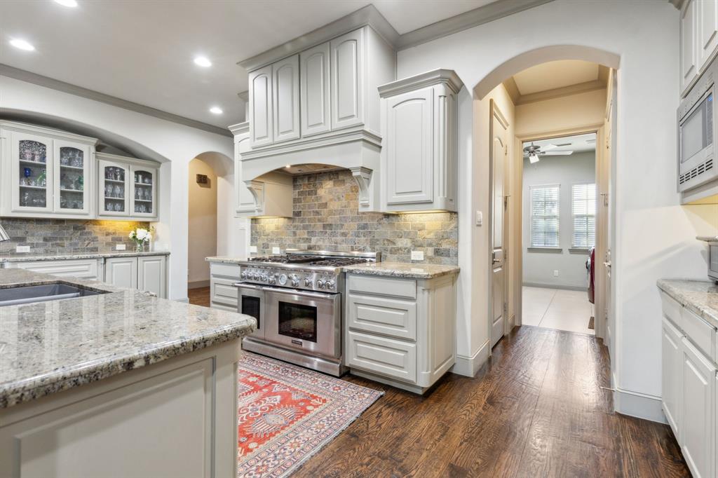 Briarwood 02 Instl - Residential