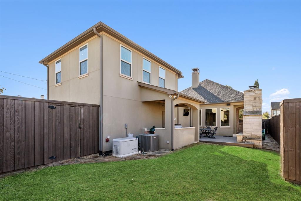 Briarwood 02 Instl - Residential