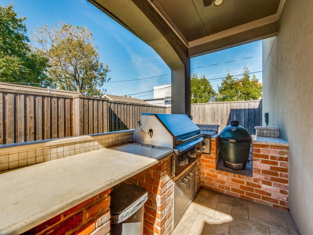 Briarwood 02 Instl - Residential
