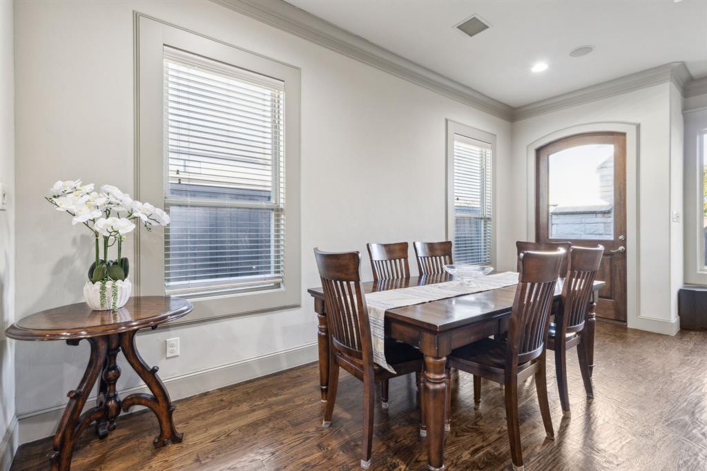 Briarwood 02 Instl - Residential