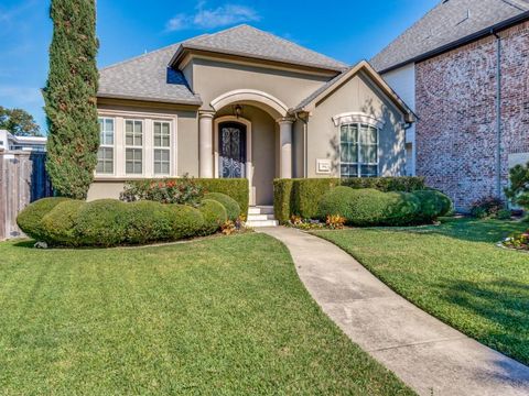 Photo of 5011 W Hanover Avenue, Dallas, TX 75209 (MLS # 21255376)