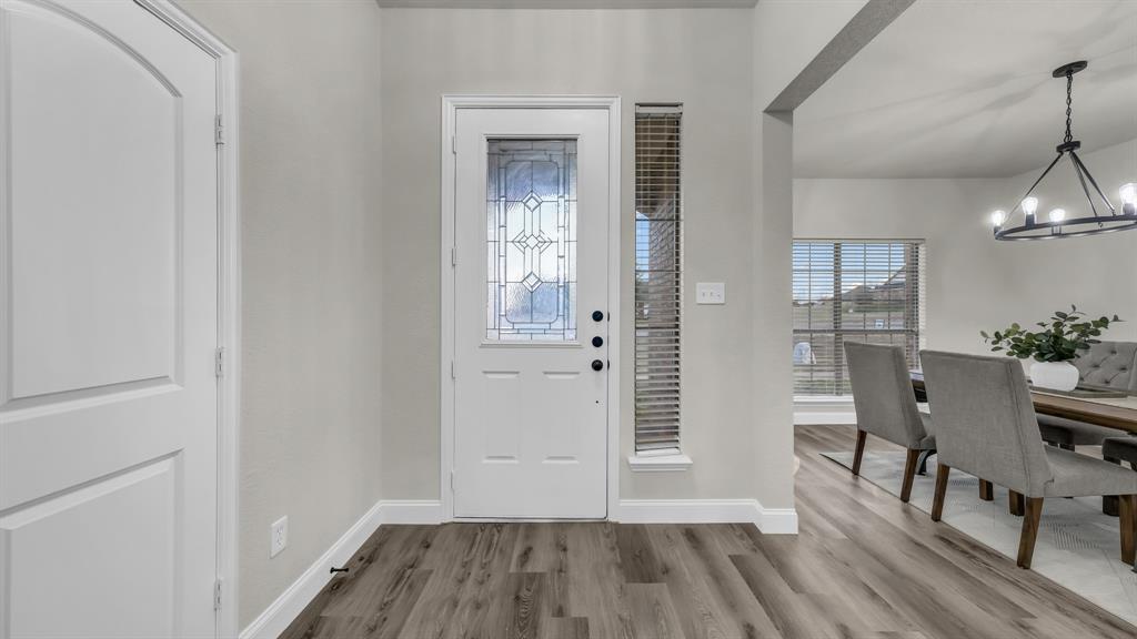 100 Falcons Eye Court