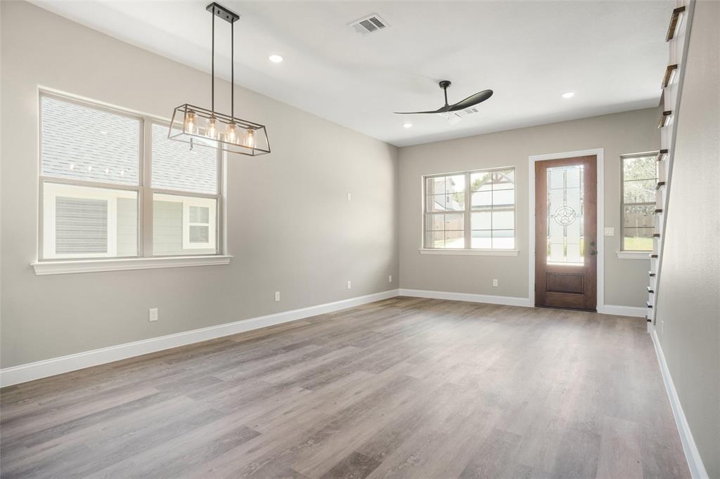 Canyon Creek III - Residential Lease