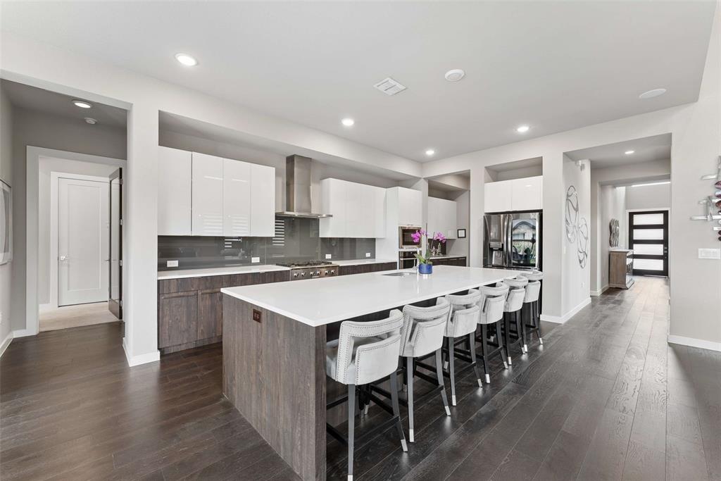 1401 Ellicott Drive