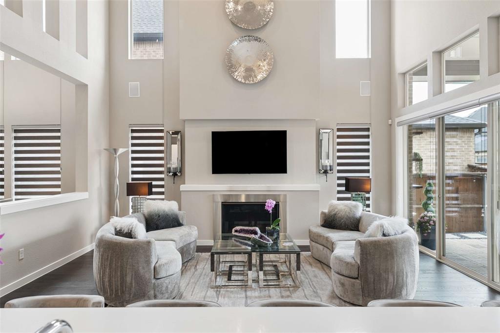 1401 Ellicott Drive
