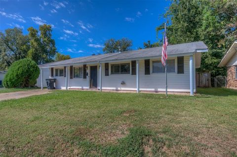 4206 Stuart Avenue Bossier City LA 71112