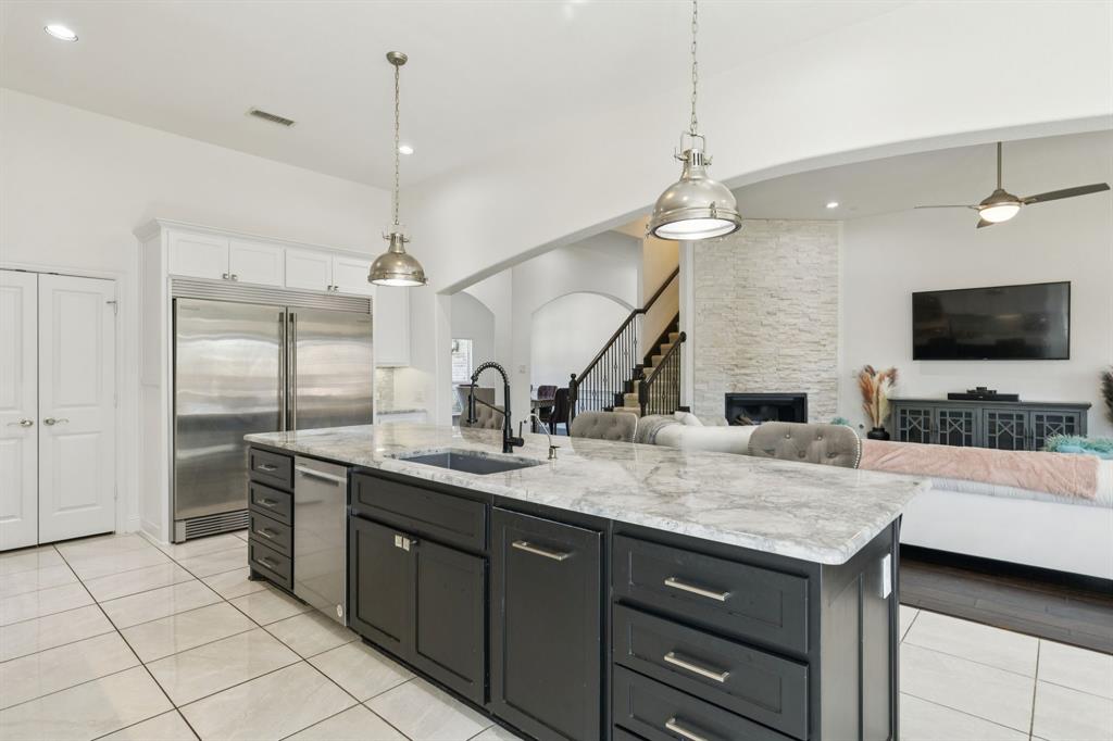 12748 Oakvale Trail