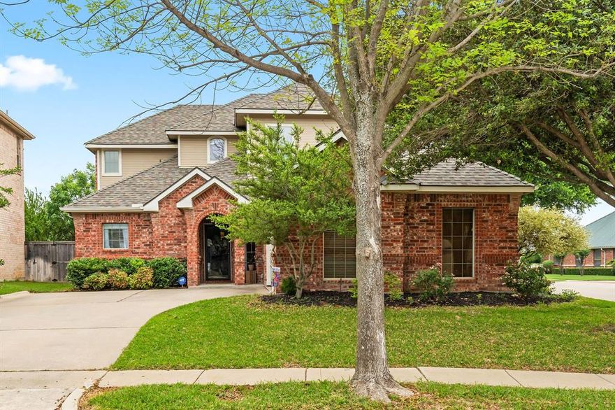 Located on a desirable corner lot in Keller ISD, this 4-bedroom, 3-bath home offers 2,340 sq ft of comfortable living with a layout that fits both everyday life and entertaining.Step inside to soaring ceilings, abundant natural light, and warm wood flooring that creates an inviting first impression. The main living area feels open yet cozy, centered around a fireplace and flowing seamlessly into the dining and kitchen spaces.The flexible floor plan includes multiple living areas, giving you options for a home office, game room, or second lounge. Spacious bedrooms provide comfort for everyone, while the primary suite offers a private retreat with plenty of room to unwind.Out back, enjoy a peaceful setting with a deck that is perfect for relaxing or hosting friends. The corner lot adds extra space, privacy, and curb appeal. Zoned to highly sought-after Keller High School and conveniently located near shopping, dining, and major roads, this home checks all the boxes. Enjoy access to Keller’s top amenities, including the Keller Pointe Natatorium, nearby parks, walking trails, and a dog park and the weekend farmers market giving you a true lifestyle experience right outside your door.