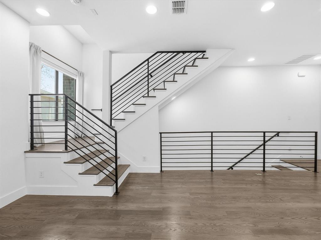 Drayton Court - Residential