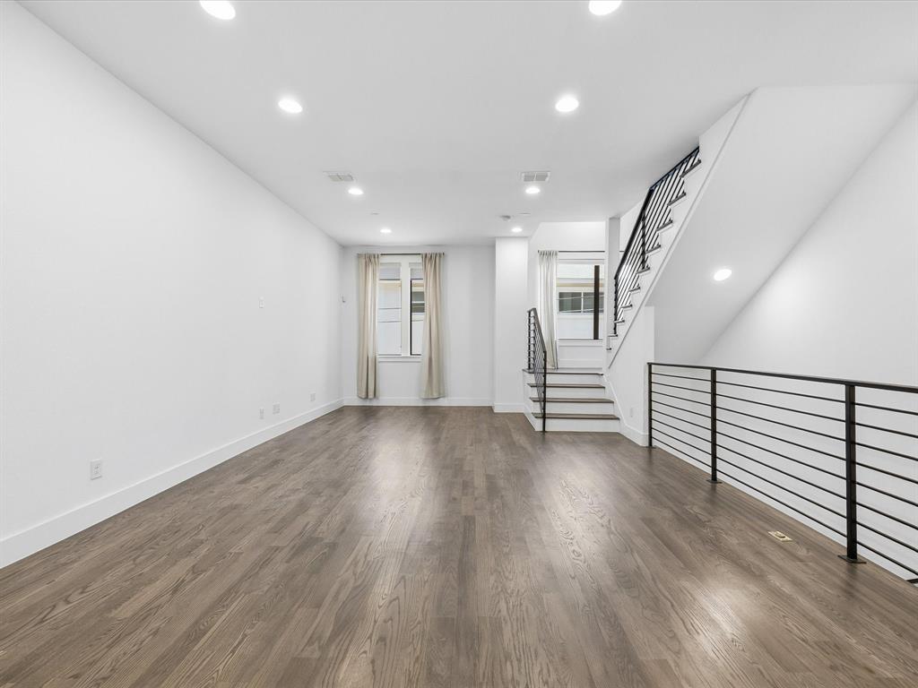 Drayton Court - Residential