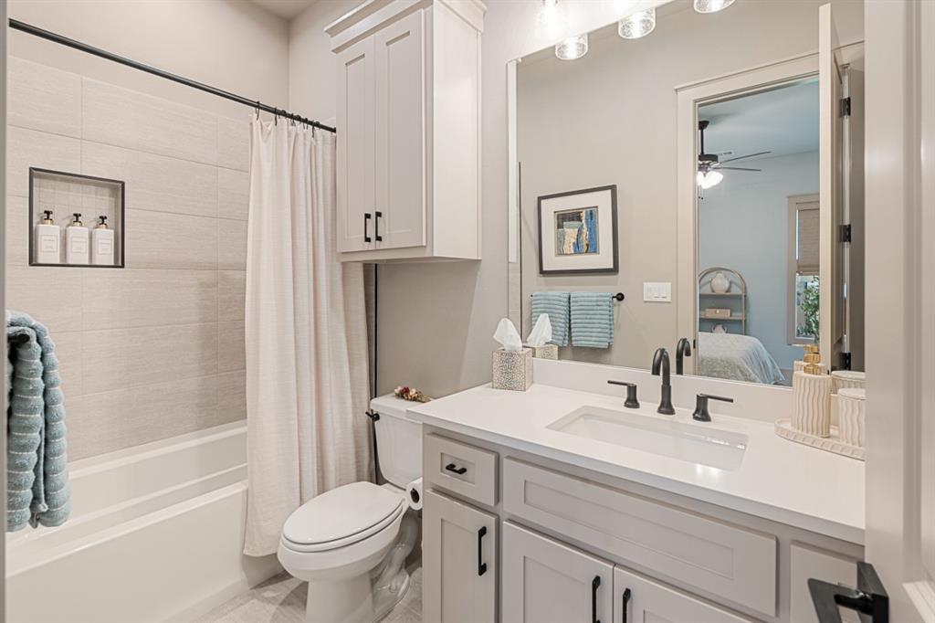 Pinnacle Club - Residential