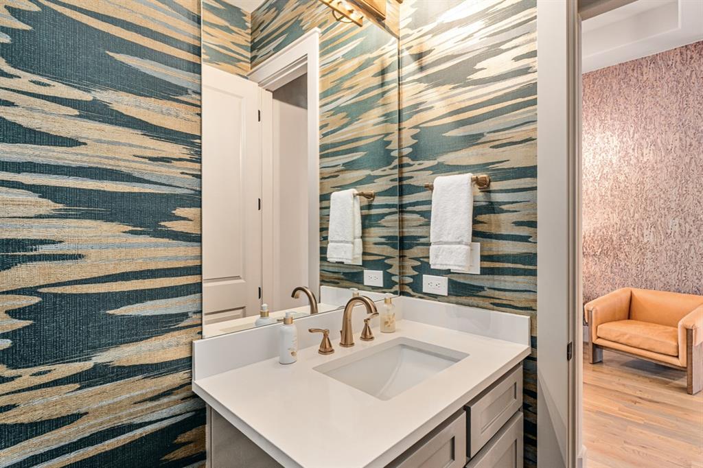 Pinnacle Club - Residential