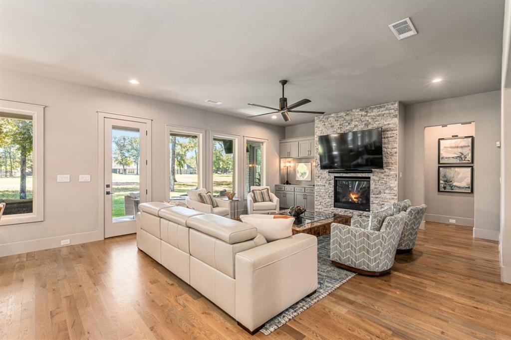 Pinnacle Club - Residential