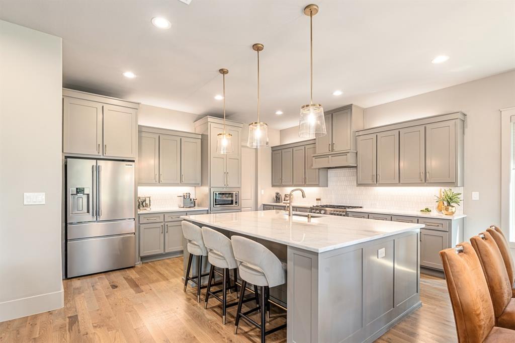 Pinnacle Club - Residential