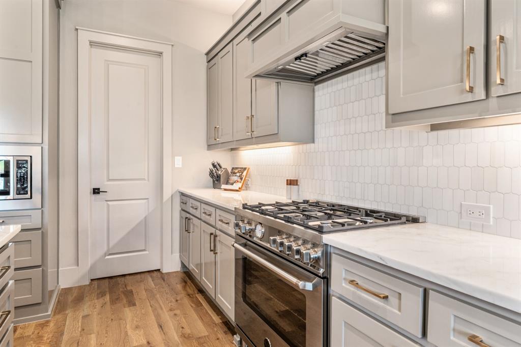 Pinnacle Club - Residential