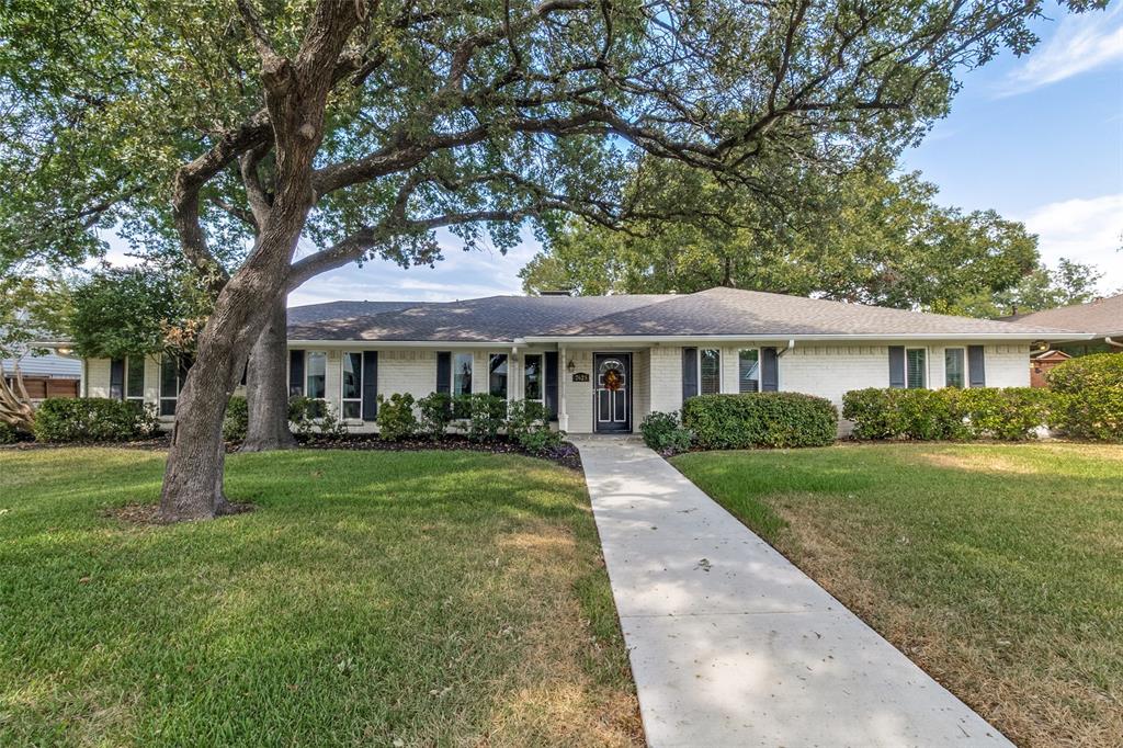 7625 Woodstone Lane