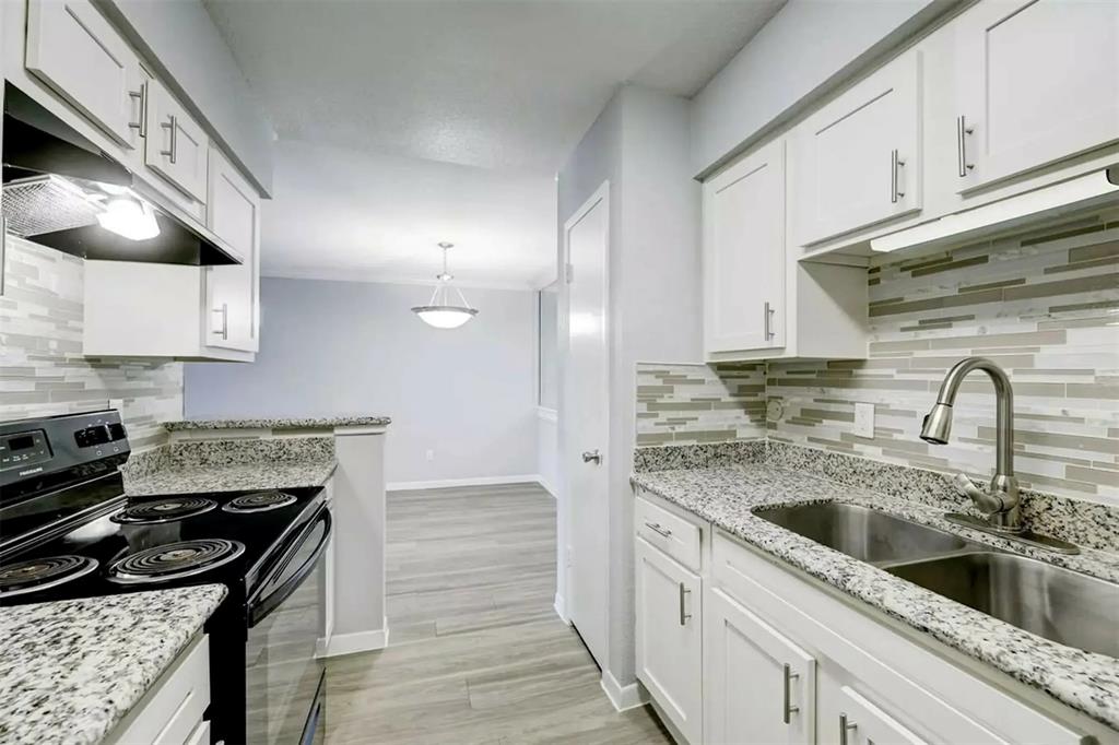 851 Threadneedle Street 1206