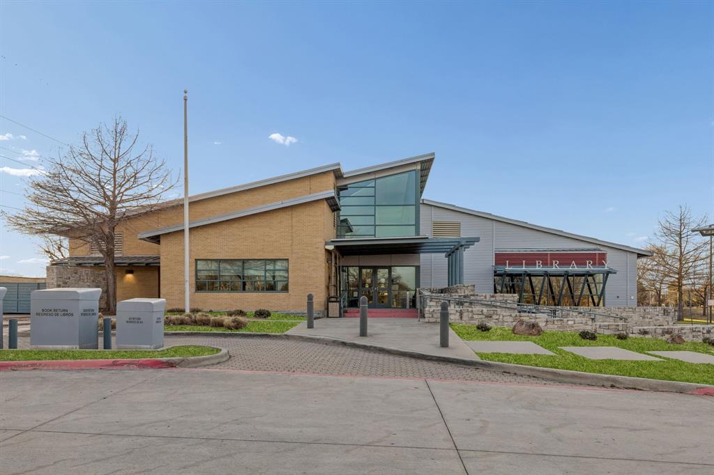 The Villas Of Midway - Residential