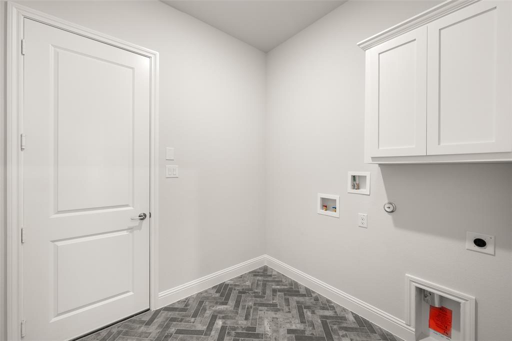 Sheppard's Place - Residential