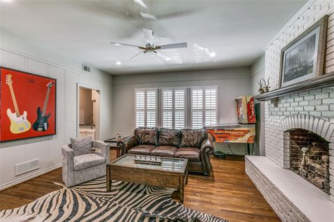 Tiny photo for 4429 Mockingbird Lane, Highland Park, TX 75205 (MLS # 21069963)