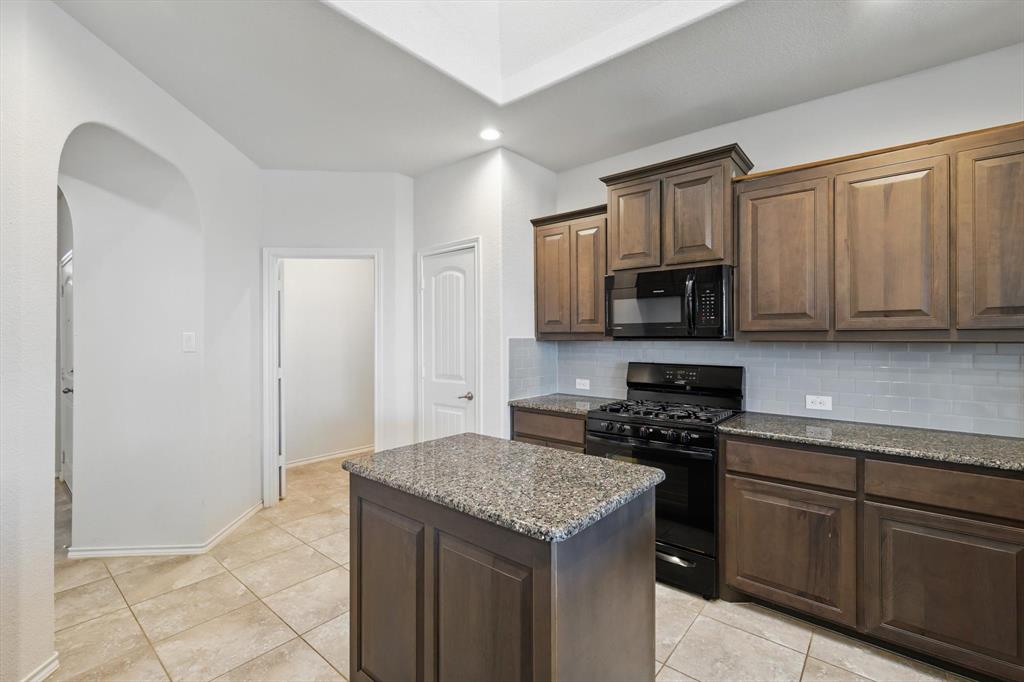2501 Clay Creek Lane