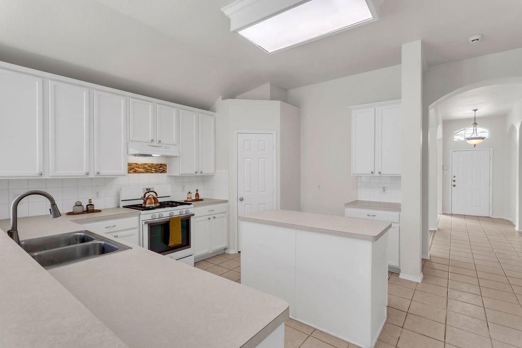 Spring Meadow - Residential