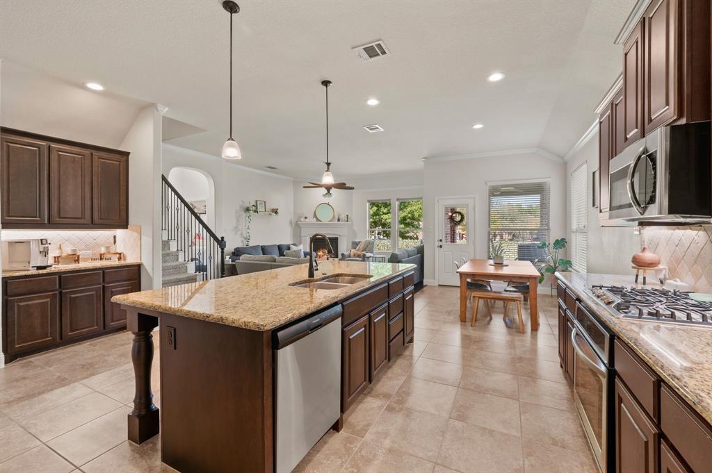 4012 Knollbrook Lane