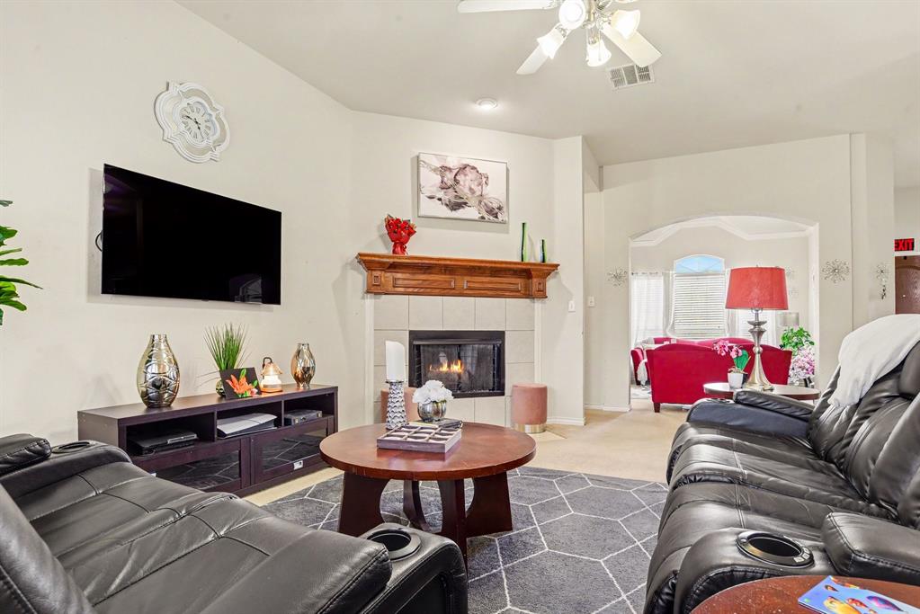 3210 Silver Springs Way