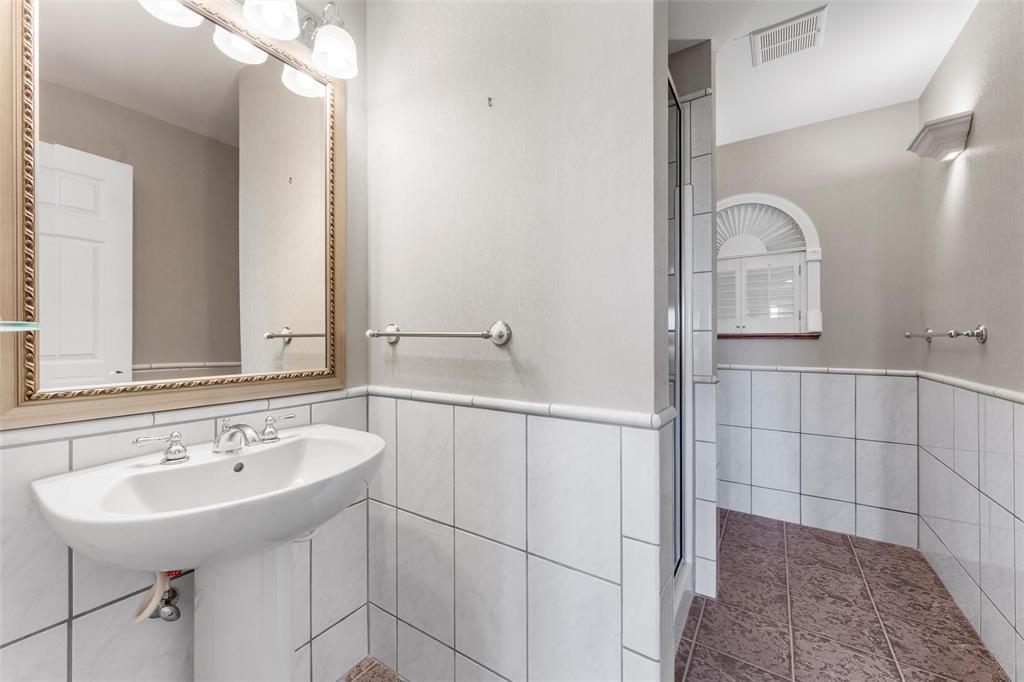 George Robert - Residential