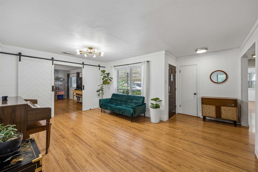 Lakeland Hills 01 - Residential