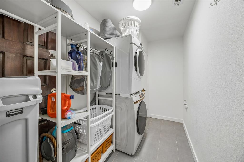 Lakeland Hills 01 - Residential